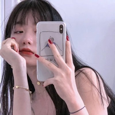 怪笑少女